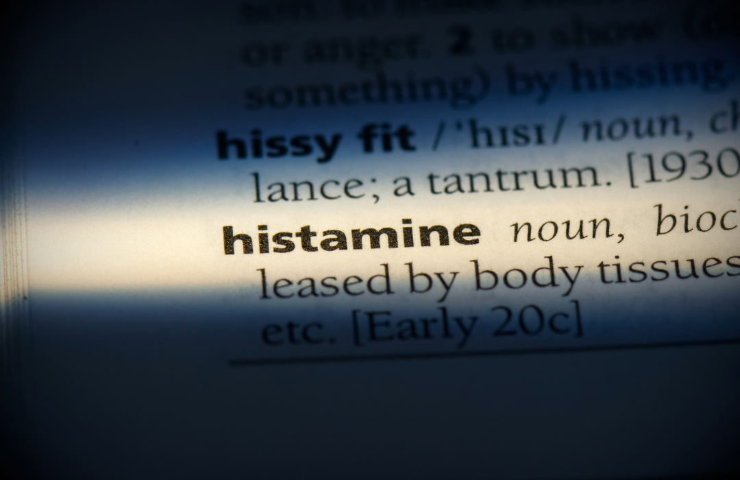 Best Supplements for Histamine Intolerance (Food & Seasonal Allergies Guide)